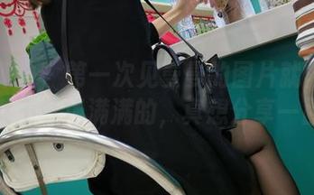 魔镜街拍 – 第一次见曼曼的图片就被圈住了，女王气场满满的，真想分享一百遍！