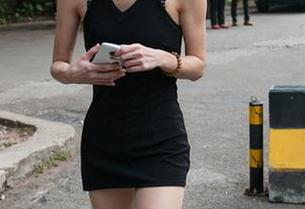 魔镜街拍 – 超短裙肉丝风潮,看艾小青如何驾驭这波美图合集